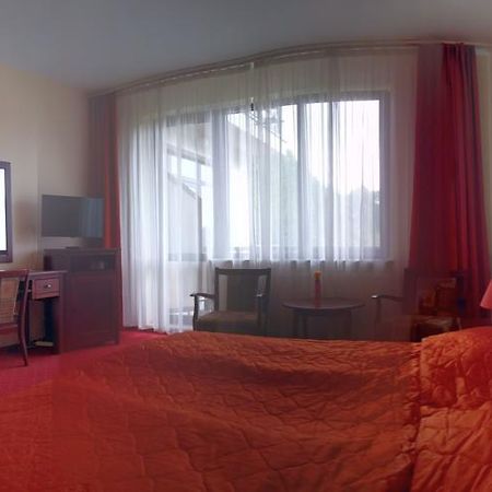 Hotel Floris Кея Екстер'єр фото