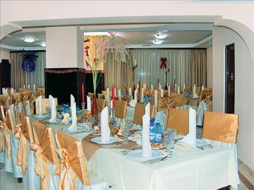 Hotel Floris Кея Ресторан фото